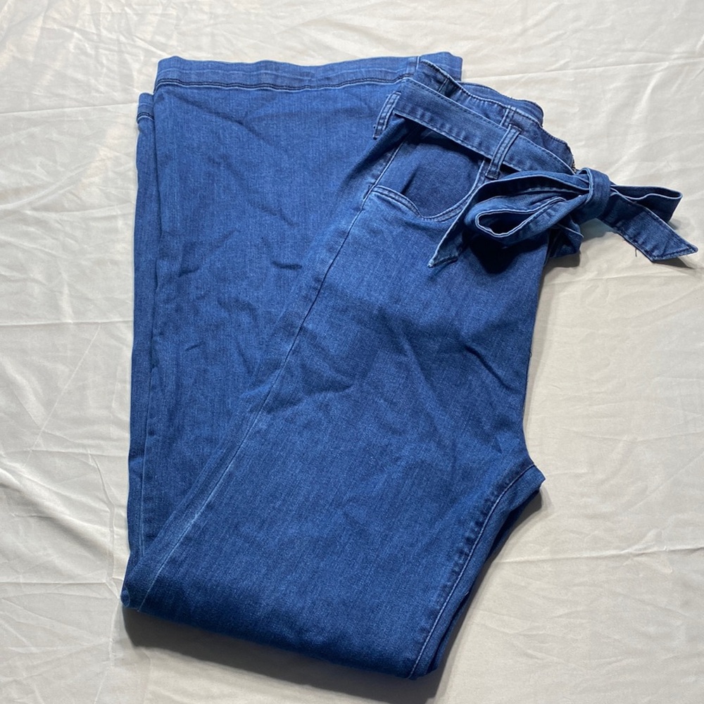 Wide leg boutique jeans